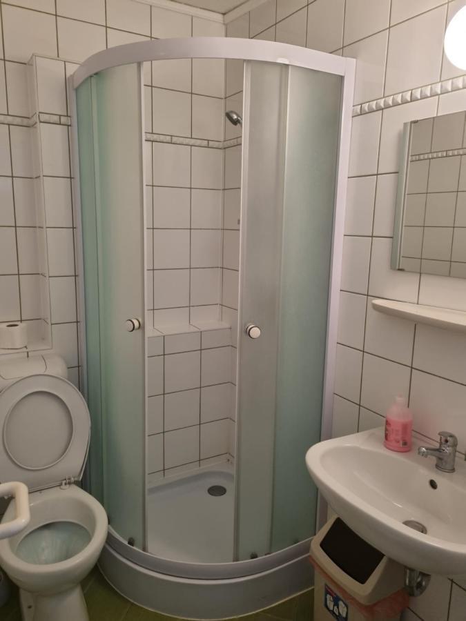 Taban Vendeghaz Balatonlelle Bed & Breakfast Exterior photo