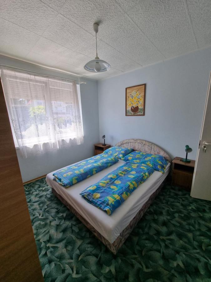 Taban Vendeghaz Balatonlelle Bed & Breakfast Exterior photo
