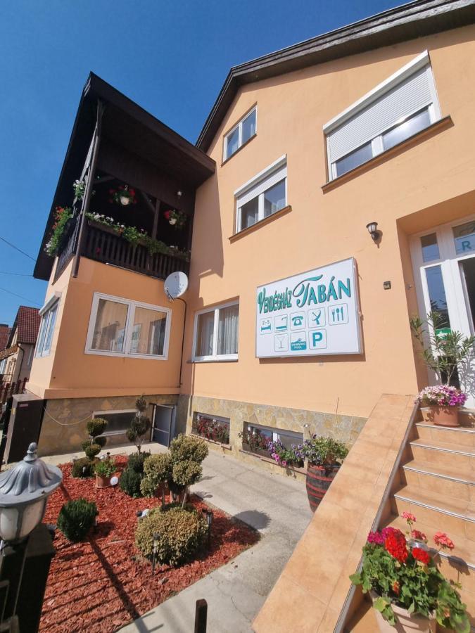 Taban Vendeghaz Balatonlelle Bed & Breakfast Exterior photo